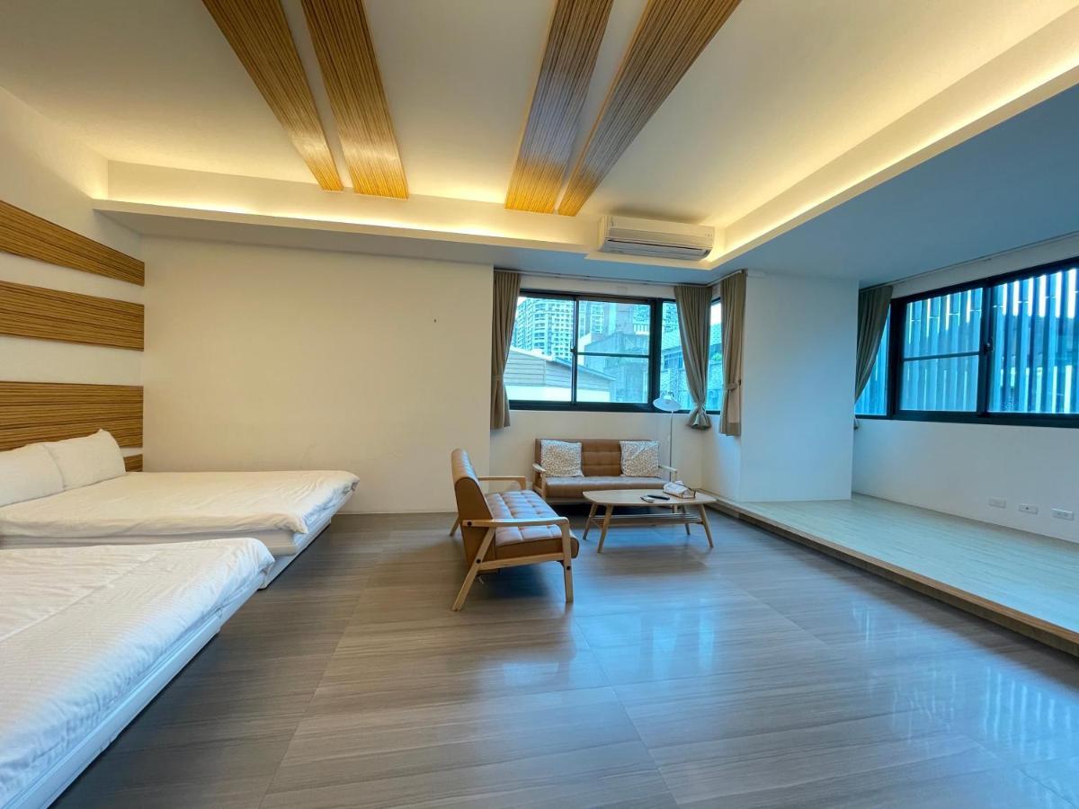 Fun Holiday Family Hostel Tainan Eksteriør billede