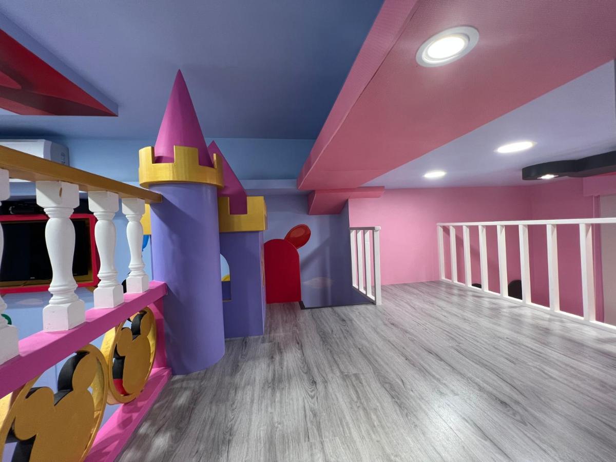 Fun Holiday Family Hostel Tainan Eksteriør billede