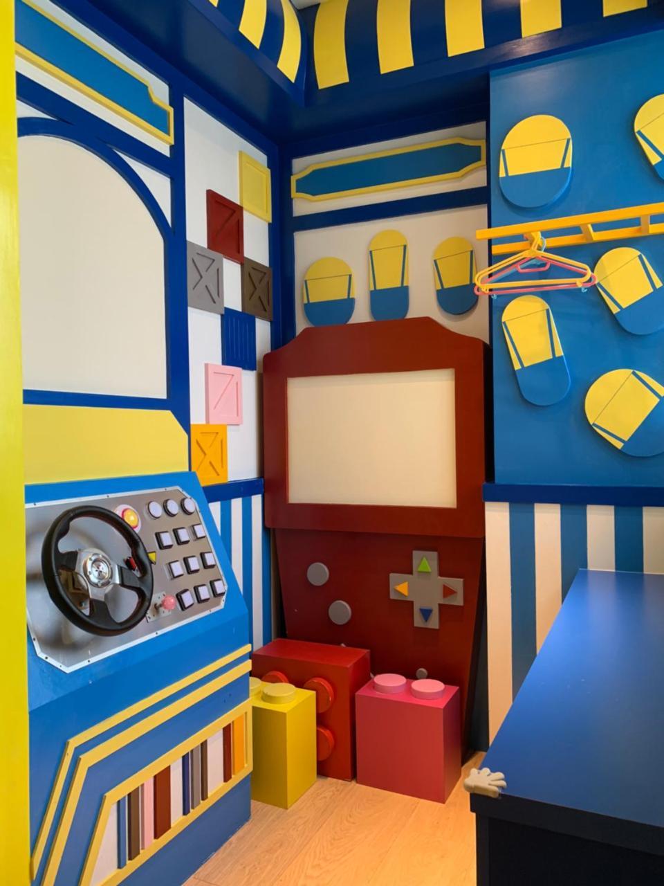 Fun Holiday Family Hostel Tainan Eksteriør billede