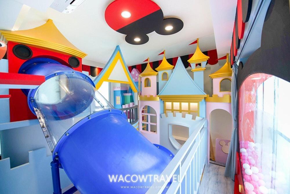 Fun Holiday Family Hostel Tainan Eksteriør billede