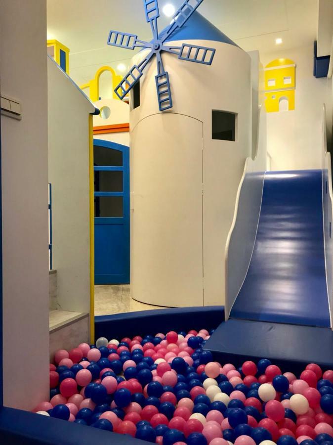 Fun Holiday Family Hostel Tainan Eksteriør billede